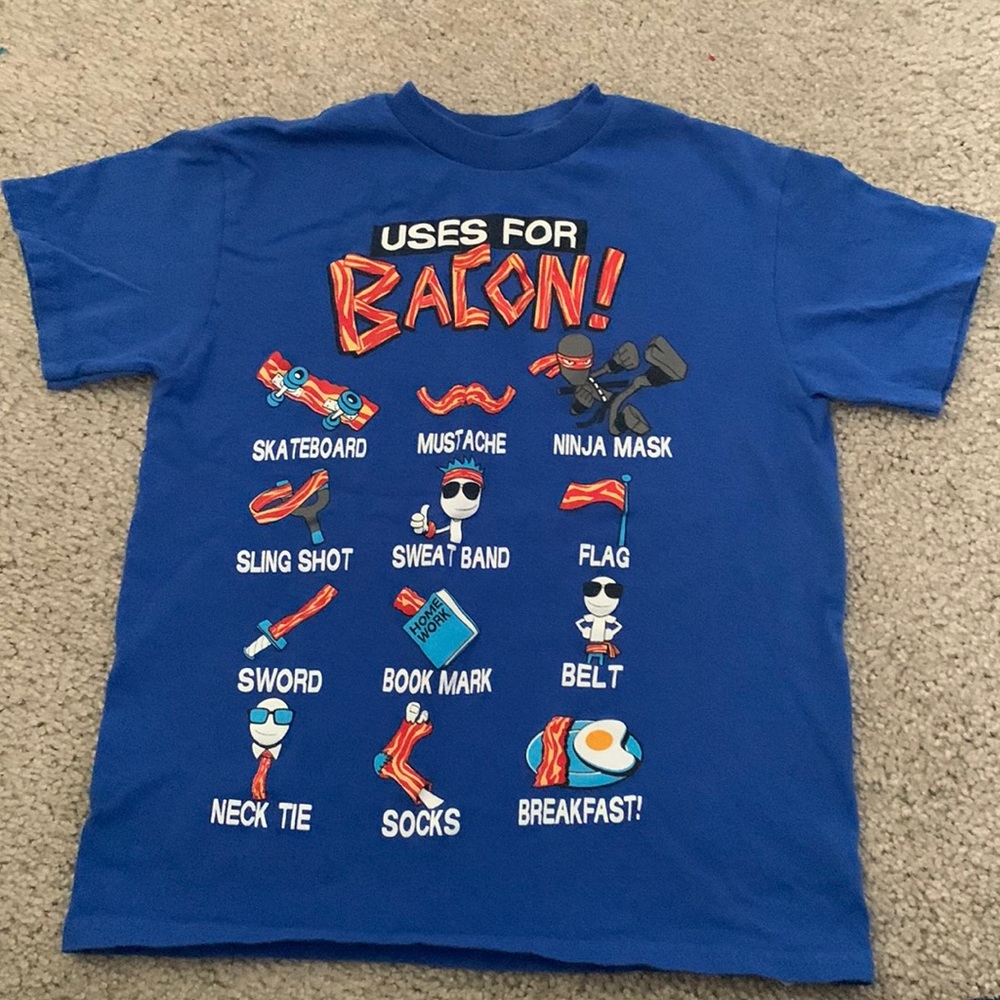Made by route 66 boys size small 6 to 7 cute bacon lovers T-shirt